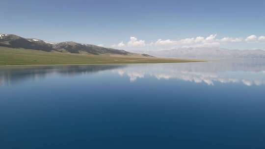 新疆赛里木湖航拍视频素材模板下载