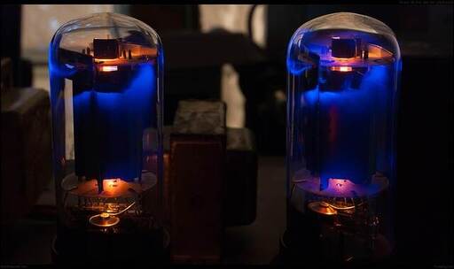 三亚炫律 可爱 复古迪斯科 律动贝斯 三亚炫律 可爱 复古迪斯科 律动贝斯