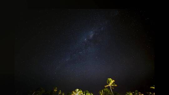 大气震撼夜晚星空银河延时