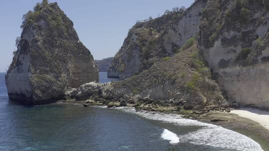 4K巴厘岛海岛佩妮达岛海浪航拍风光