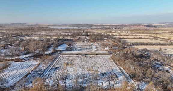 雪后海东盛国遗址的壮观景象