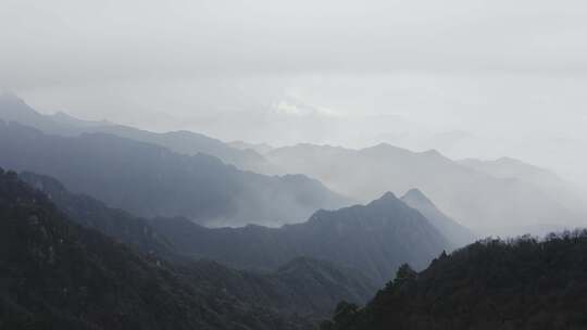 4K航拍杭州大明山脉雾中云海