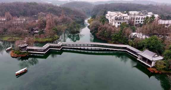 中国杭州西湖浴鹄湾霁虹桥雪景