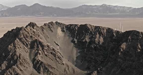 黑独山 奇山戈壁航拍