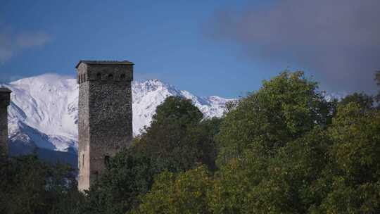 斯万塔，树梢，山脉，雪峰