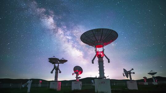 内蒙古明安图天文台星空银河