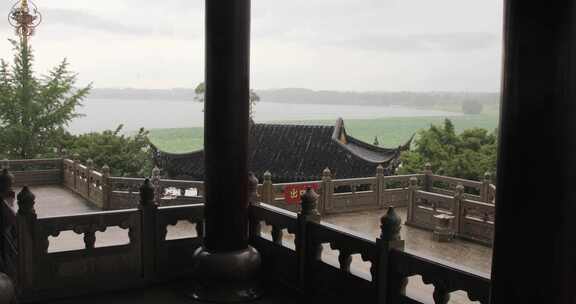 苏州重元寺雨天建筑风光