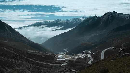 川西景区风光四川318弯道雪山延时视频