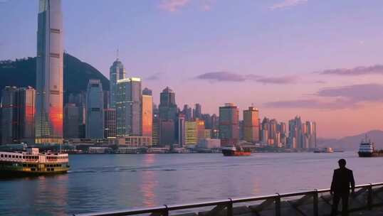 香港维多利亚港畔人物景观