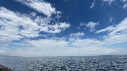 青海湖上的云延时摄影