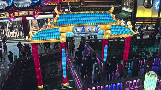 2022年春节城隍庙九曲桥 航拍视频素材模板下载