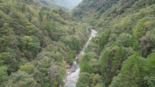 秦岭腹地的山川