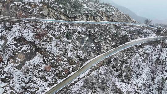 冬天雪后大山公路交通航拍