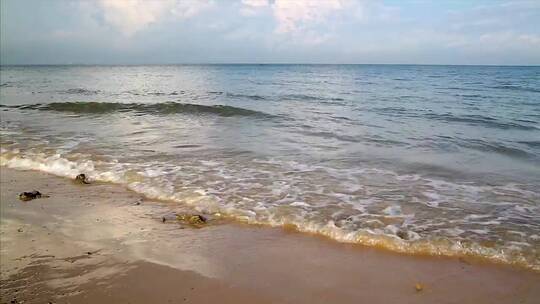 雨后海浪