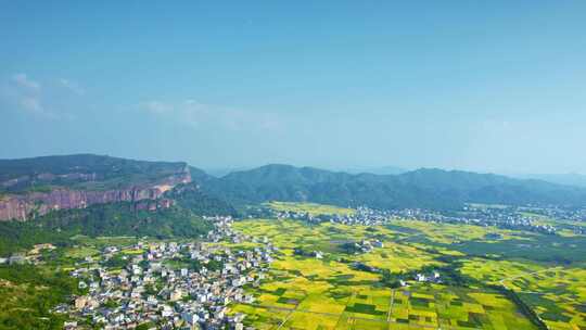 航拍日出乡村田园风光田野稻田