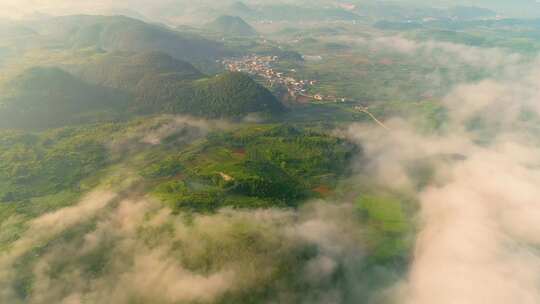 4K航拍云雾环绕唯美仙境自然风景