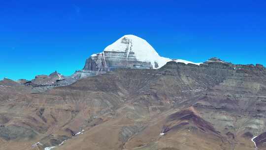 西藏阿里地区冈仁波齐神山雪山高空航拍