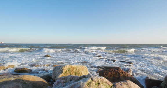 大海海浪岩石