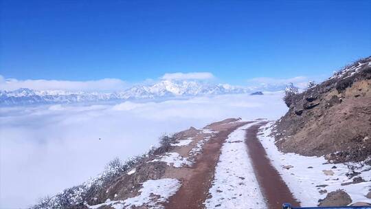 四川雅安牛背山