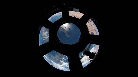 空间站观看地球