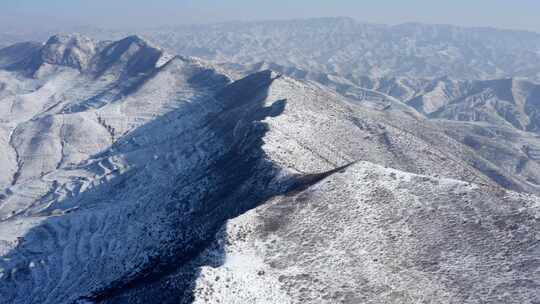 内蒙古呼和浩特马鬃山雪景航拍