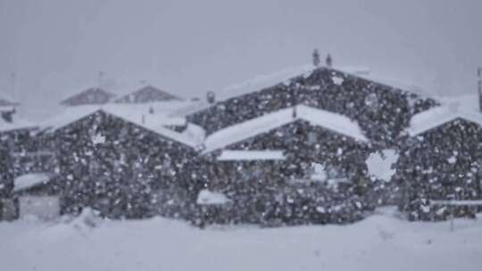 农村大雪暴风雪