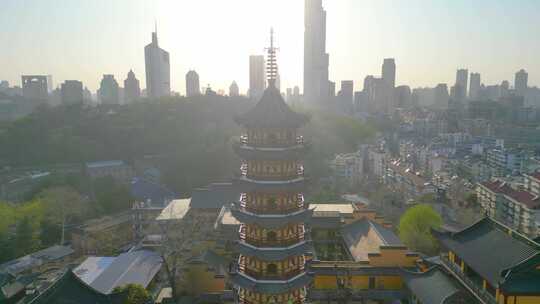 南京市玄武区古鸡鸣寺玄武湖风景航拍