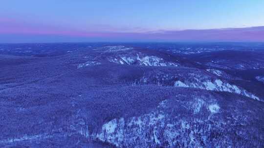 航拍大兴安岭冬季林海雪原