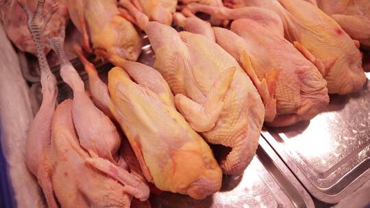 肉类市场超市卖整鸡鸡肉白条鸡视频素材模板下载