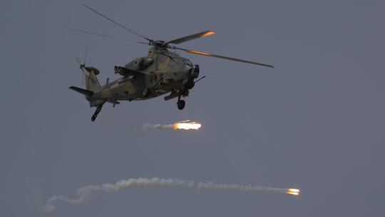 4K超稳：2022空军开放日武直10直升机视频素材模板下载