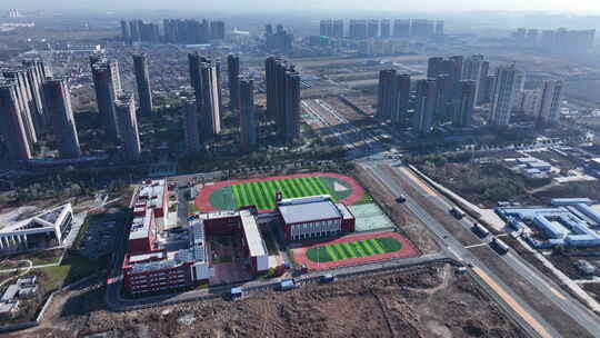 航拍学校校园及操场全景