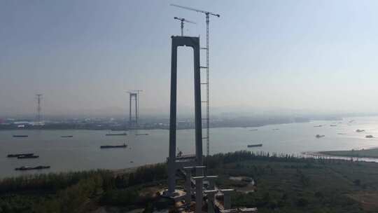 航拍在建长江大桥项目