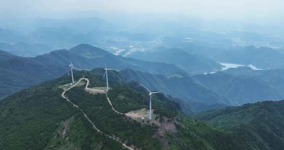 山上的风车风力发电场