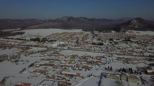 山区冬季村庄