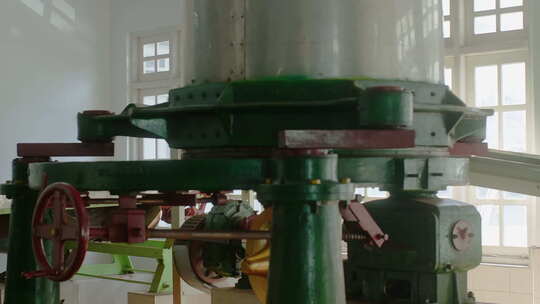 茶叶制造厂用绞碎茶叶的研磨机