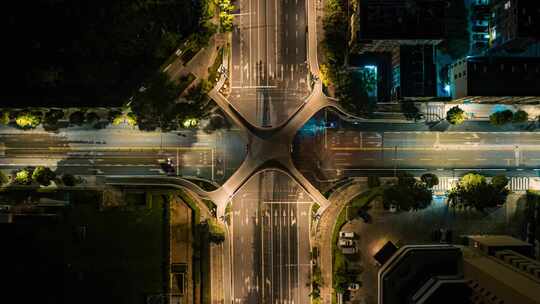 云南昆明盘龙区城市夜景十字路口航拍车流