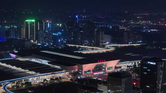 夜景亮化郑州东站车辆快速路