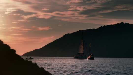 黄昏日落大海帆船皮艇船只氛围感空镜