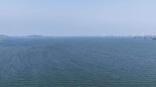 海面风车远景素材