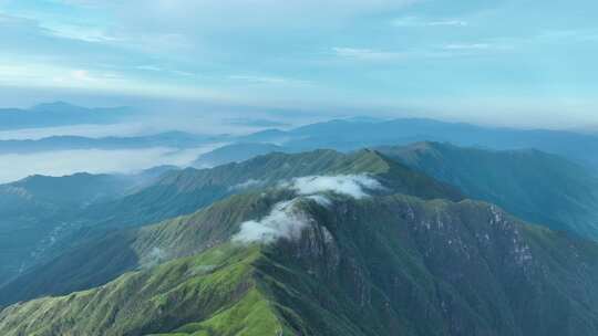 大气山峰森林航拍山川云海山脉壮丽山河风光