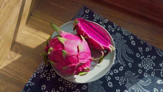 厨房餐饮新鲜家常水果之火龙果