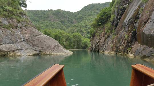 浙江温州楠溪江景区石桅岩