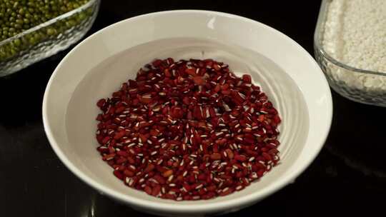红豆赤小豆五谷杂粮丰收农业豆子谷物农产品