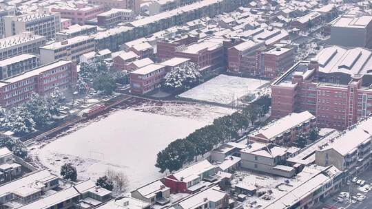 航拍乡镇雪景学校建筑