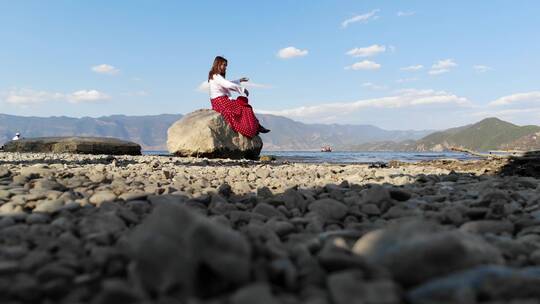 泸沽湖美景人物写真