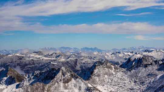 达古冰川雪山流云