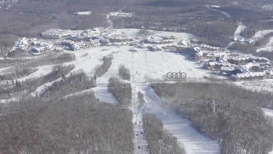 航拍吉林省长白山国际滑雪场冬季风光