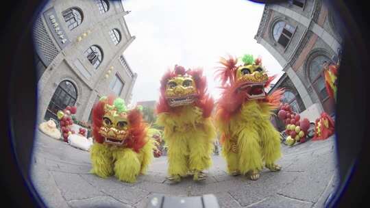 实拍民俗非遗舞狮表演画面
