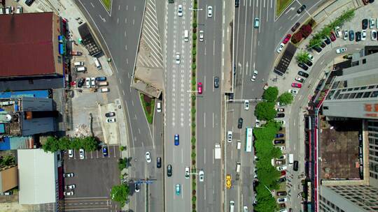 长沙西车水马龙的城市道路车流合集