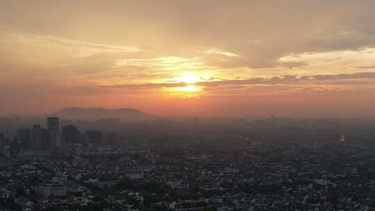 江苏苏州城市日落晚霞夕阳航拍